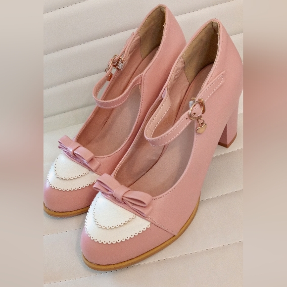 Cute Pink & Cream Heels with 3 inch heel - Picture 9 of 9